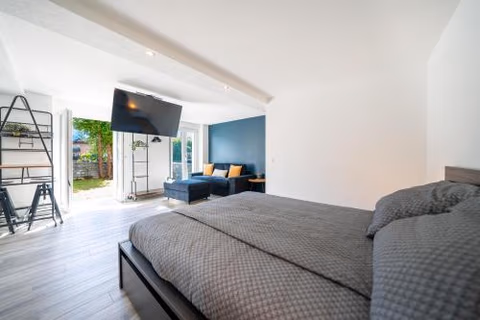 Modern Studio with Private Jacuzzy and Garden — foto 2