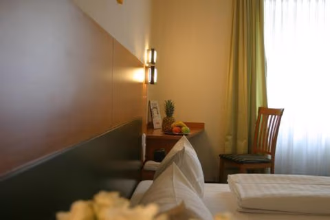 Memphis Hotel — foto 3