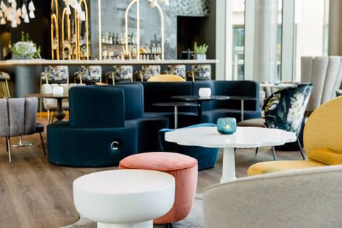 Motel One Dresden am Zwinger — photo 7