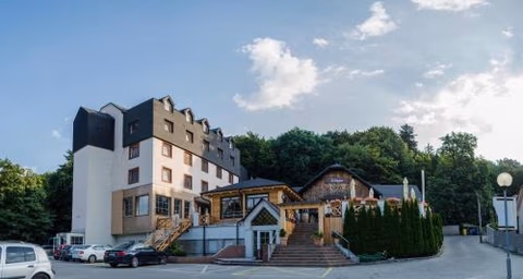 Hotel West — photo 1
