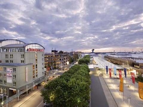 Mövenpick Hotel Nürnberg Airport — photo 1