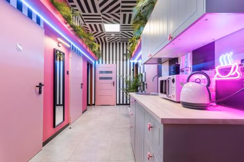 VICE CITY Hostel — foto 1
