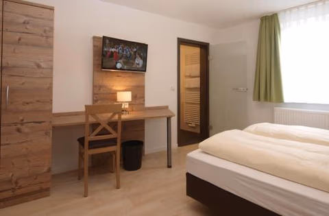 Hotel Garni Pegnitz # Schlabecks Fränkischer Hof — photo 5