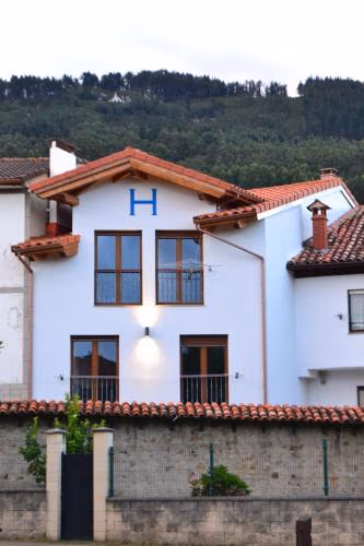 Villa de Salas Alojamientos — foto 3