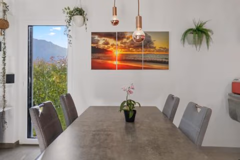 Saillon, maison 5 pers - Terrasse - Parking privé — foto 6