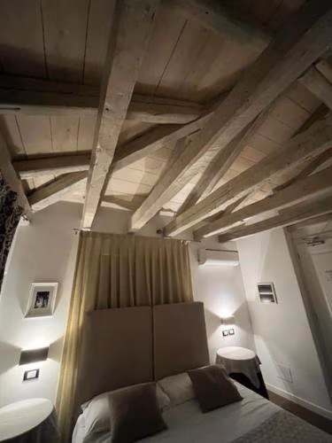 Barbacan Boutique Hotel — foto 1