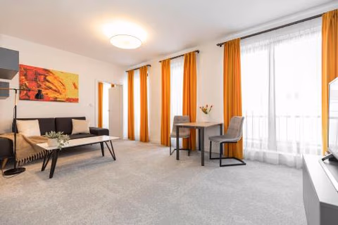 ALURE RESIDENCES 12 & 24h self check-in & private parking next to the apartment building included, CITY CENTER right on SNP Square in a quiet passage, new building, best deal in town — foto 2