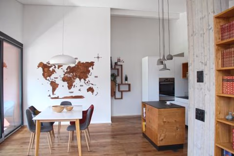 3,5 Zimmer Dachwohnung: Modern, komfortabel, zentral, mit Bergsicht — foto 2