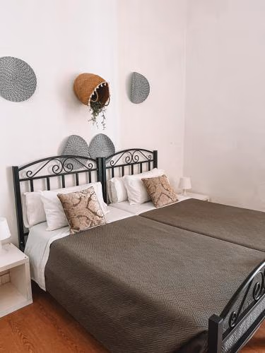 Avis Guesthouse — foto 1