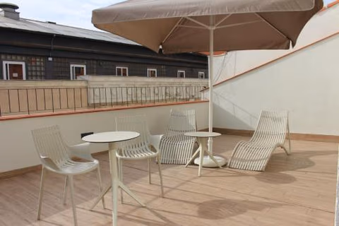 Apartamentos Turísticos Centro Jardines — foto 8