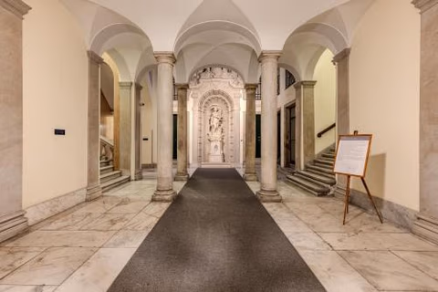 Le Colonne Di San Luca Affittacamere — photo 1