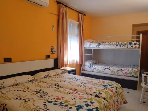 Hostal Don Jaime I y II — photo 7