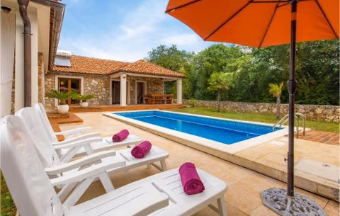 4 Bedroom Nice Home In Gostinjac — foto 9