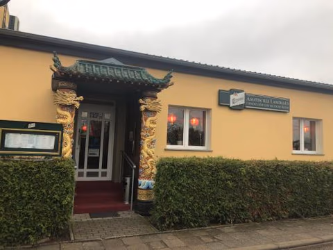Asiatisches Landhaus — foto 1
