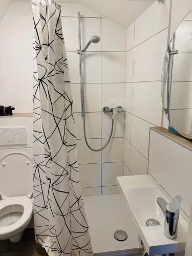 Flussnähe Dreierwohnung — photo 9