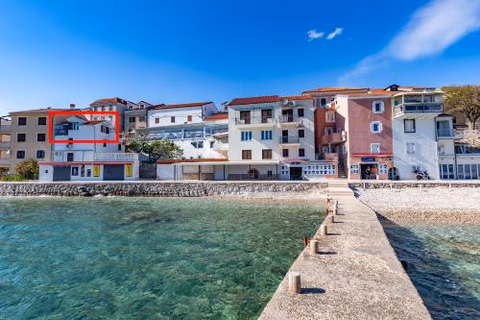 Seafront Baska Apartment — foto 4
