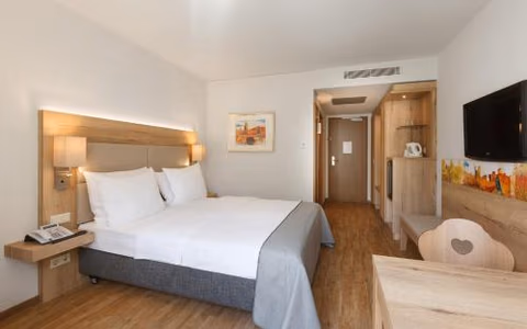 Holiday Inn Nürnberg City Centre by IHG — photo 3