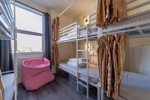 Book A Bed Hostels — foto 1