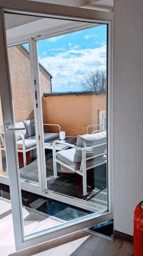 Rooftop Art Apartment, E-Roller,Ausblick,WLAN,TV — photo 2