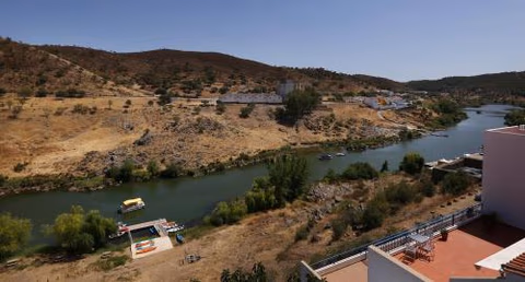 Alojamentos Oasis — photo 1