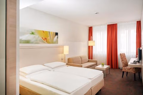 H+ Hotel München — foto 1