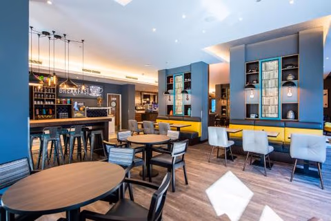 Premier Inn Frankfurt City Centre — foto 9