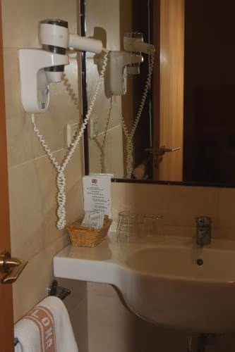 Hotel Alda Centro Pamplona — foto 3