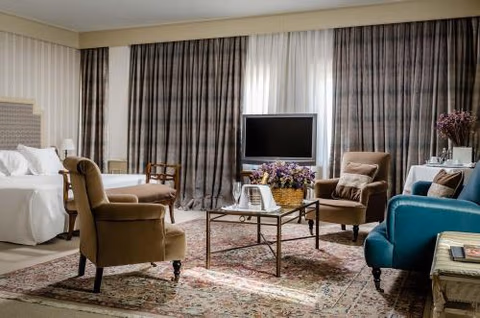 Gran Hotel La Perla — foto 1