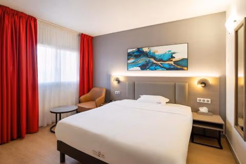 Hotel Tambourin — foto 1