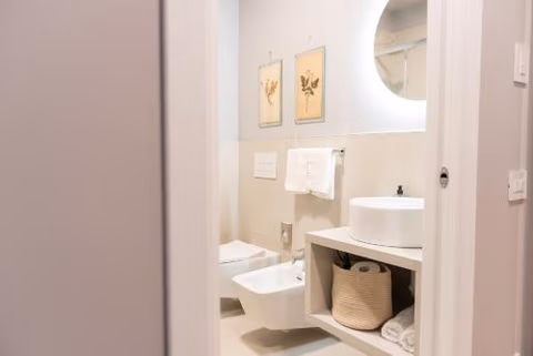 Regina Boutique Suites — photo 7