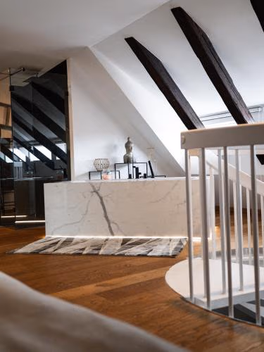 Unique Oldtown Apartment / Loft — photo 7