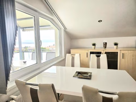 Lovely Sea View House 2 in Malinska Island Krk — foto 6