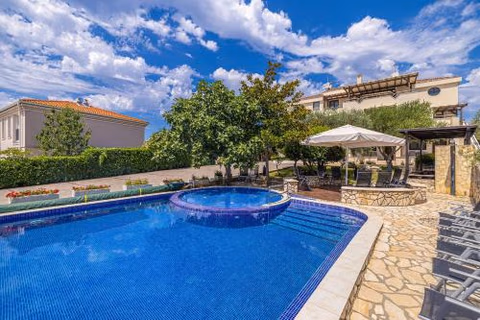 Villa Haya with heated pool — foto 1