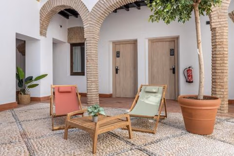 Líbere Córdoba Patio Santa Marta — foto 3