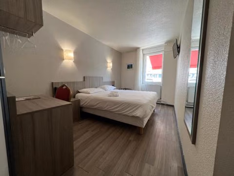 Hôtel Restaurant Le Foirail — foto 2