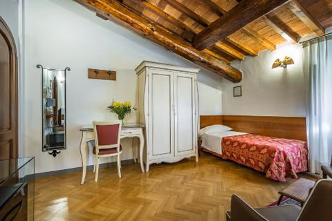 Hotel Collodi Firenze — photo 6