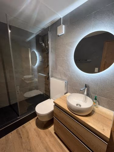 Neu-renovierte - Nov 24 - 2,5 Zi Wohnung mit Traum-Aussicht — foto 8