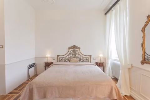Piazza Venezia Le Camere — photo 7
