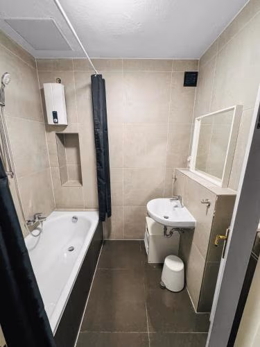 Zentrale Wohnung — photo 6