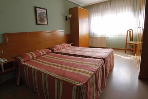 Hotel Carbayón — foto 5
