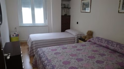 Apartamentos Salamanca Puerta Zamora, Centro, Wifi con salón y 2 dormitorios, Parking — foto 5