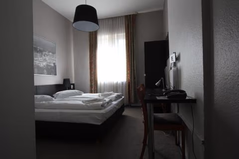 Carlton Hotel — foto 2