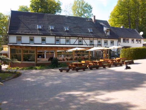 Gaststätte & Pension Oelmuehle — photo 1
