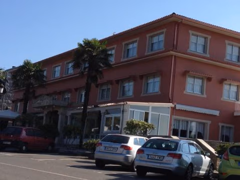 Hotel Garcas — foto 1
