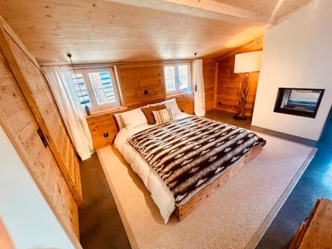Luxury family Chalet with extraordinary Mountain views — foto 1