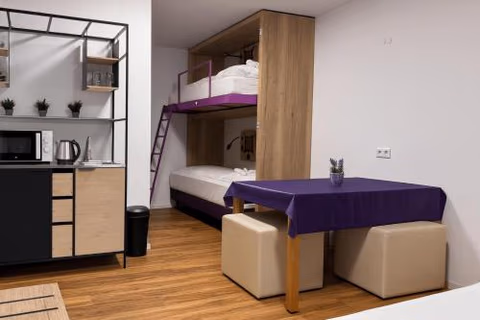 Hotelkonkurrenz Hostel — photo 6