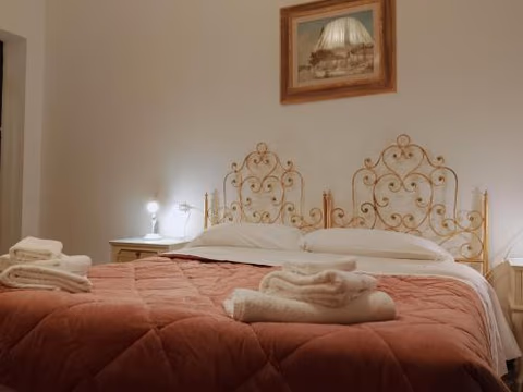WOW HOME 2 - 175 mq - posteggio privato - davanti porto traghetti - fino a 10 posti letto - balcone — foto 6
