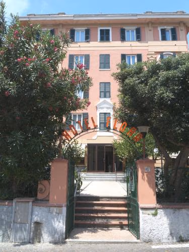 Hotel Flora — photo 1