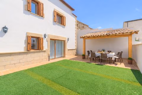 Amplia casa rural con barbacoa y jardín en Navarra — photo 3