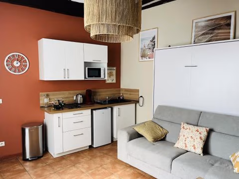Logement, plein centre du village de Verzy — foto 1